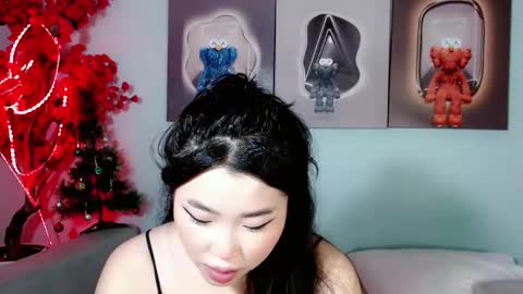 Snapshot of ichiben chatting on 12-31-24, 01:47 ichiben online show from 12-31-24, 01:47