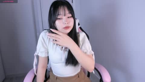 Hitomi   online show from 01-06-25, 05:08