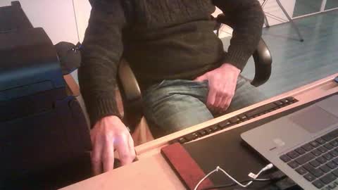 Snapshot of icumalot4you chatting on 01-17-26, 04:33 icumalot4you online show from 01-17-26, 04:33