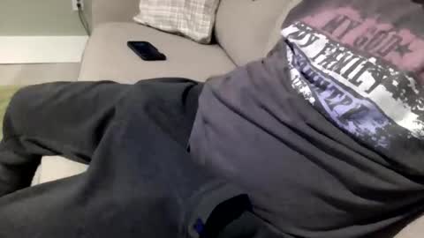 icumming online show from 11-28-25, 01:41