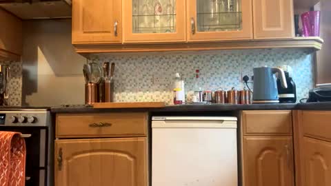 icums4u online show from 04-01-26, 03:42