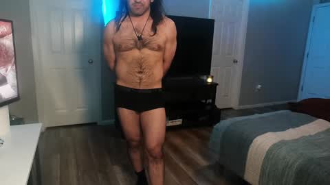 Snapshot of icy_ivy chatting on 01-12-25, 01:48 Ivan online show from 01-12-25, 01:48