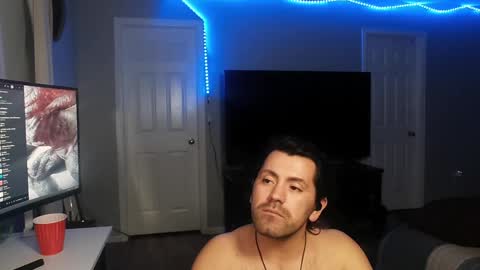 Snapshot of icy_ivy chatting on 01-21-25, 09:35 Ivan online show from 01-21-25, 09:35