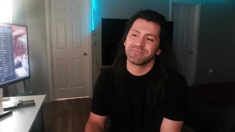 Snapshot of icy_ivy chatting on 01-24-25, 06:25 Ivan online show from 01-24-25, 06:25