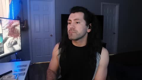 Snapshot of icy_ivy chatting on 02-16-25, 09:59 Ivan online show from 02-16-25, 09:59