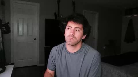 Snapshot of icy_ivy chatting on 10-13-25, 03:28 Ivan online show from 10-13-25, 03:28