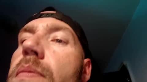 Snapshot of icyfucktoy chatting on 11-17-25, 11:43 icyfucktoy online show from 11-17-25, 11:43