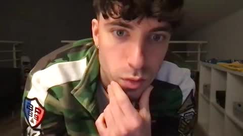 Snapshot of icyninesix chatting on 12-30-24, 10:12 icyninesix online show from 12-30-24, 10:12