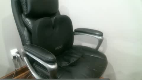 Snapshot of icyou222 chatting on 02-08-26, 07:06 ICU2 online show from 02-08-26, 07:06