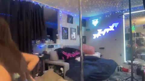 icyspice online show from 09-30-25, 07:30