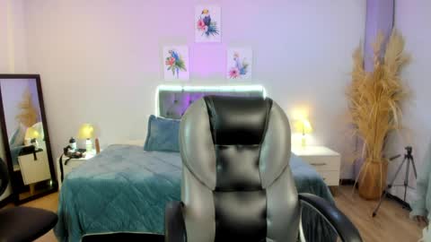 Icy online show from 04-07-26, 11:43