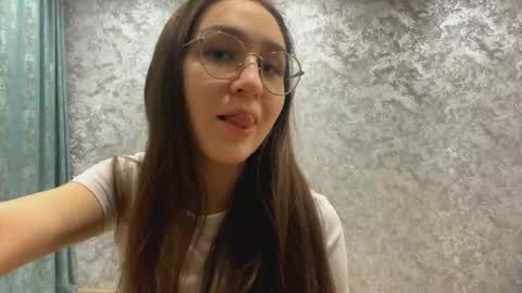 Sofi online show from 11-06-25, 04:08