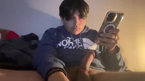 Snapshot of idk12327 chatting on 03-08-25, 09:06 idk12327 online show from 03-08-25, 09:06