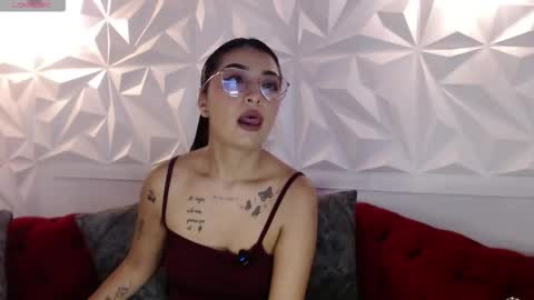 Tifanny online show from 01-14-26, 05:07