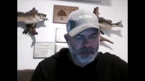 idkwhyidothis348732 online show from 01-07-25, 06:03