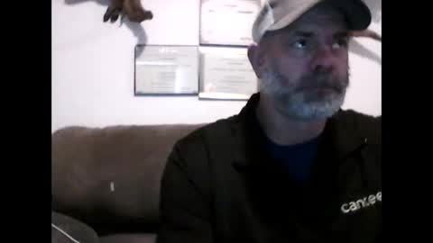 idkwhyidothis348732 online show from 01-16-25, 08:03