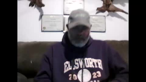 idkwhyidothis348732 online show from 01-28-25, 01:05