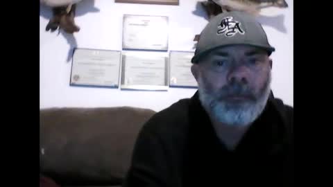 idkwhyidothis348732 online show from 02-02-25, 05:48