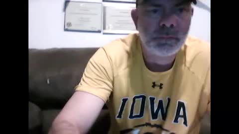 idkwhyidothis348732 online show from 02-14-25, 12:14