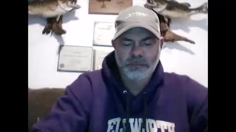 idkwhyidothis348732 online show from 02-21-25, 11:44