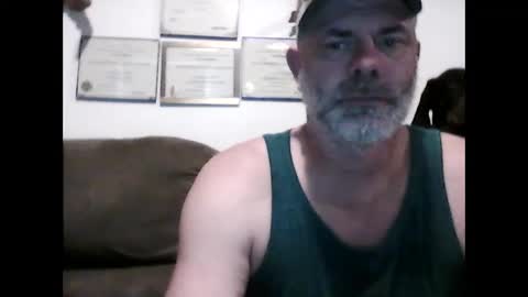 idkwhyidothis348732 online show from 02-24-25, 07:52