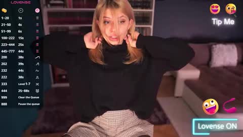 Little Flower online show from 09-29-25, 05:07