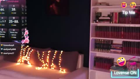 Little Flower online show from 12-13-25, 07:53