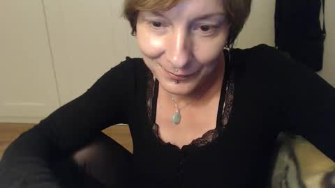 Ifk Donkeys online show from 09-16-25, 05:58