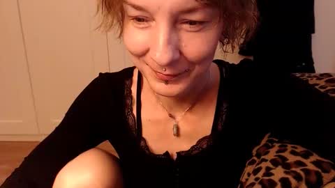 Ifk Donkeys online show from 10-18-25, 05:21