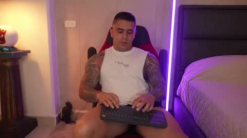 Snapshot of igor_scott chatting on 12-18-25, 12:38 Igor scott online show from 12-18-25, 12:38