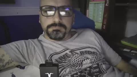 Snapshot of igorargen4 chatting on 10-10-25, 02:21 igorargen4 online show from 10-10-25, 02:21