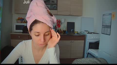 Julia and Mira online show from 02-09-25, 08:22