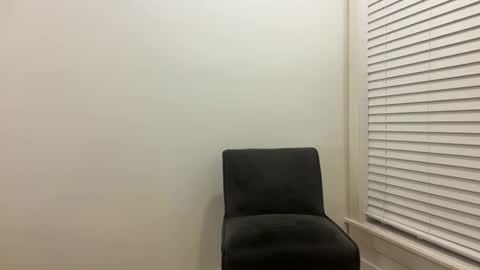 cassie online show from 11-21-25, 01:48