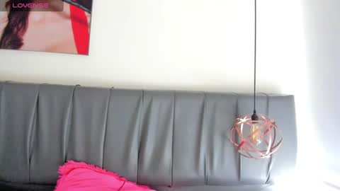 Snapshot of iisabella_noa chatting on 07-14-26, 12:33 Isabella online show from 07-14-26, 12:33