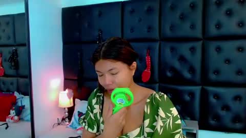 Snapshot of iisalombardi chatting on 06-21-26, 02:25 iisalombardi online show from 06-21-26, 02:25