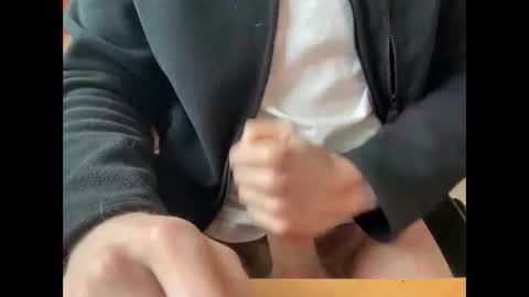 Snapshot of ijsthee chatting on 03-13-26, 04:02 icet online show from 03-13-26, 04:02