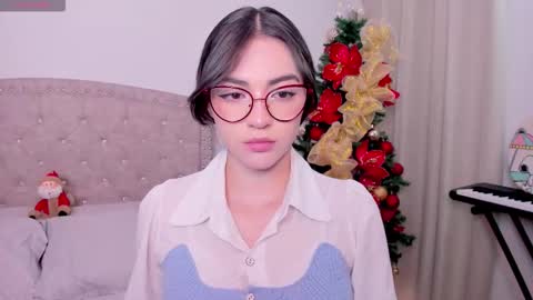 Snapshot of iki_mei chatting on 11-26-25, 03:57 Maria online show from 11-26-25, 03:57