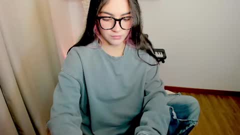 Maria online show from 07-16-26, 08:48