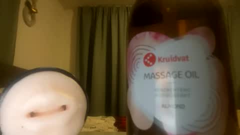 ikpcngcuojur online show from 04-16-26, 11:29