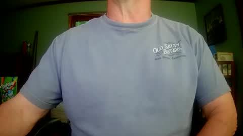 Snapshot of il_undercover chatting on 05-25-26, 10:43 il_undercover online show from 05-25-26, 10:43