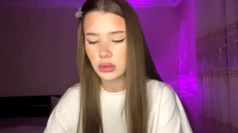 Snapshot of ilabruley chatting on 10-19-25, 05:13 Asya online show from 10-19-25, 05:13