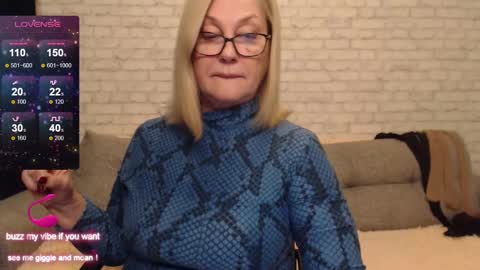 Snapshot of ilariacetoi chatting on 02-04-25, 03:57 IlariaCetoi online show from 02-04-25, 03:57