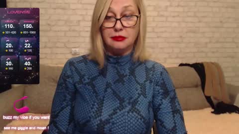 Snapshot of ilariacetoi chatting on 02-04-25, 07:00 IlariaCetoi online show from 02-04-25, 07:00
