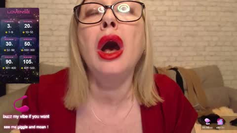 Snapshot of ilariacetoi chatting on 02-23-25, 03:35 IlariaCetoi online show from 02-23-25, 03:35