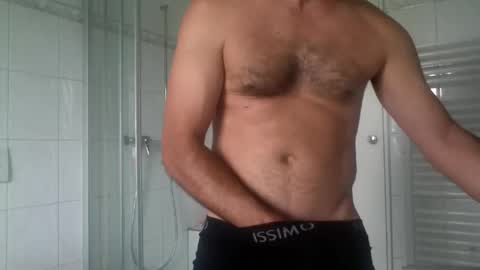 Snapshot of ilcaponero chatting on 06-02-26, 09:00 ilcaponero online show from 06-02-26, 09:00