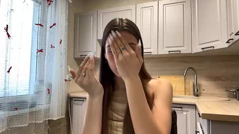 Snapshot of ilianaportwood chatting on 03-05-26, 11:06 Sophie online show from 03-05-26, 11:06