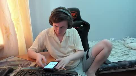 Snapshot of iliaskrislove chatting on 09-15-25, 08:58 iliaskris online show from 09-15-25, 08:58