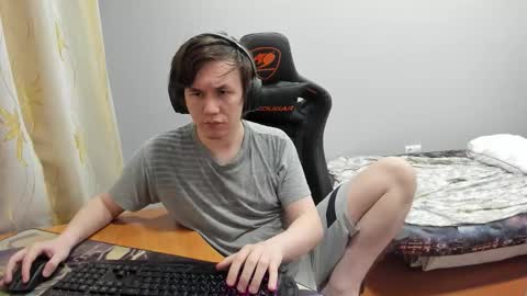 Snapshot of iliaskrislove chatting on 09-18-25, 04:20 iliaskris online show from 09-18-25, 04:20