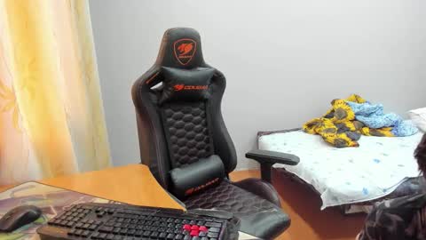 Snapshot of iliaskrislove chatting on 09-24-25, 09:56 iliaskris online show from 09-24-25, 09:56