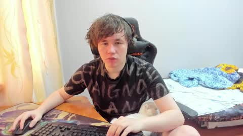 Snapshot of iliaskrislove chatting on 09-25-25, 12:09 iliaskris online show from 09-25-25, 12:09